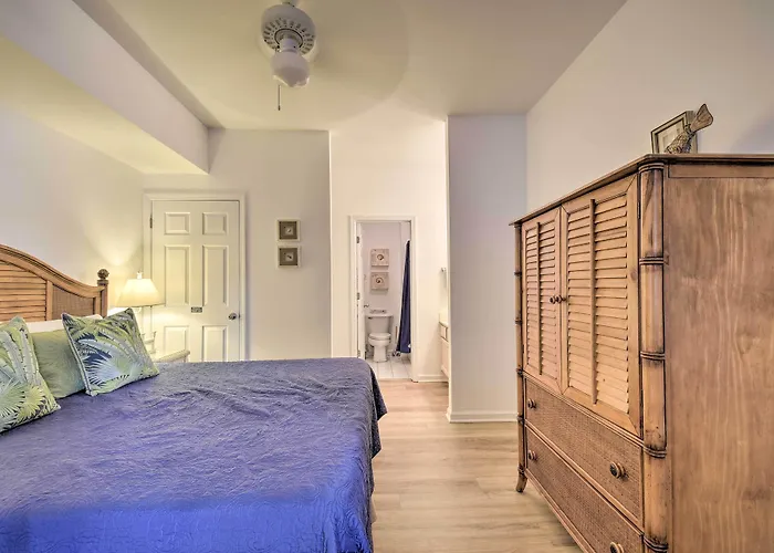 Sunset Beach Retreat - Monthly Rentals Welcome!